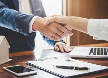 landing page qui convertit 370x270 - G&eacute;n&eacute;ration de lead, Achat contacts qualifi&eacute;s, Ciblage et D&eacute;tections projets