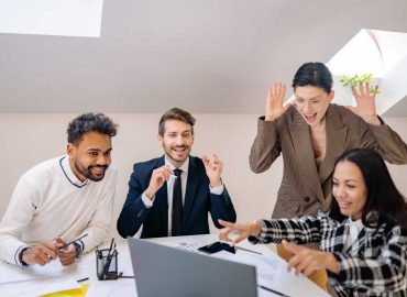 meilleur outil formulaire generer leads 370x270 - G&eacute;n&eacute;ration de lead, Achat contacts qualifi&eacute;s, Ciblage et D&eacute;tections projets