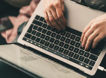 generation leads b2b sans spam 370x270 - G&eacute;n&eacute;ration de lead, Achat contacts qualifi&eacute;s, Ciblage et D&eacute;tections projets